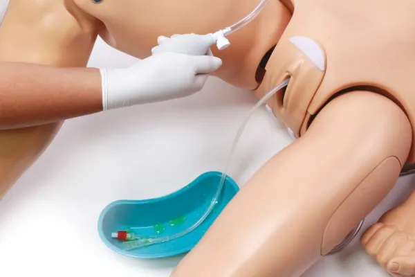 Clinical Chloe Krankenpflegepuppe