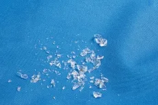 Kunstglas zur Splittersimulation