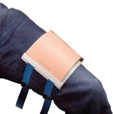 Hautnaht-Pad-Halter für Simulationspatienten